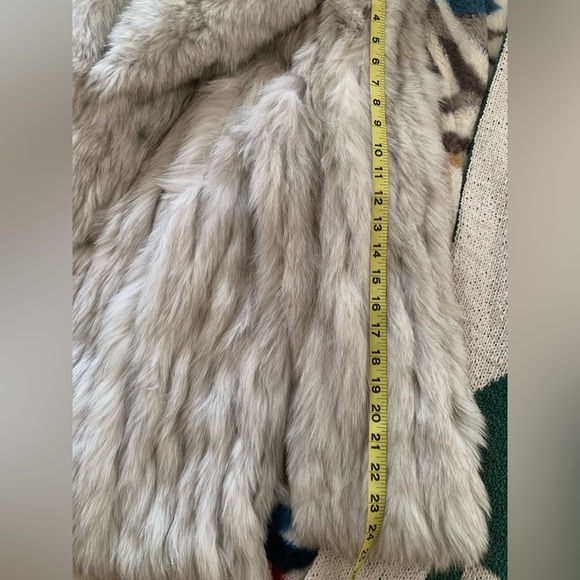 Saga Blue Fox Fur Coat - Picture 4 of 11